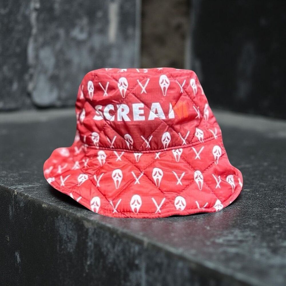 2023 Paramount Pictures Scream 4 Quilted Red Bucket Hat Ghost Face
